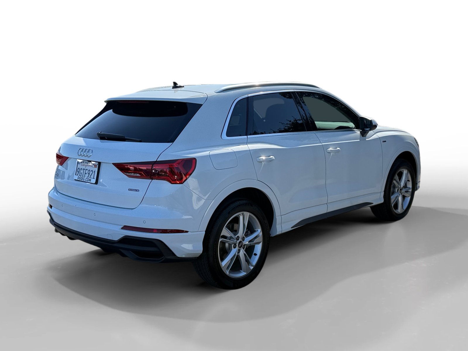 Used 2023 Audi Q3 2.0T Premium w/ Convenience Package AWD/4WD image 5