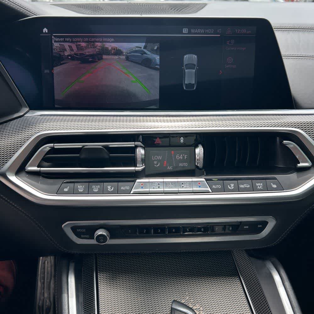 Used 2020 BMW X6 M50i AWD/4WD image 13
