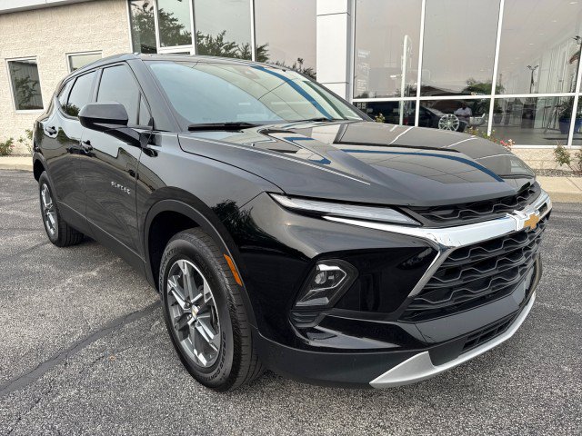Used 2025 Chevrolet Blazer LT w/ Driver Confidence Package FWD image 1