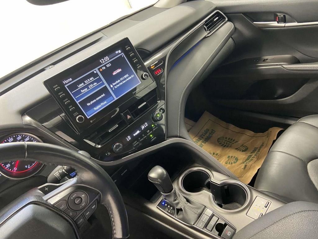 Used 2023 Toyota Camry XSE image 10