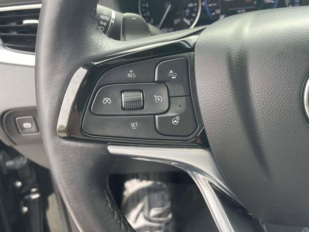 Used 2023 Buick Enclave Avenir w/ Avenir Technology Package image 22