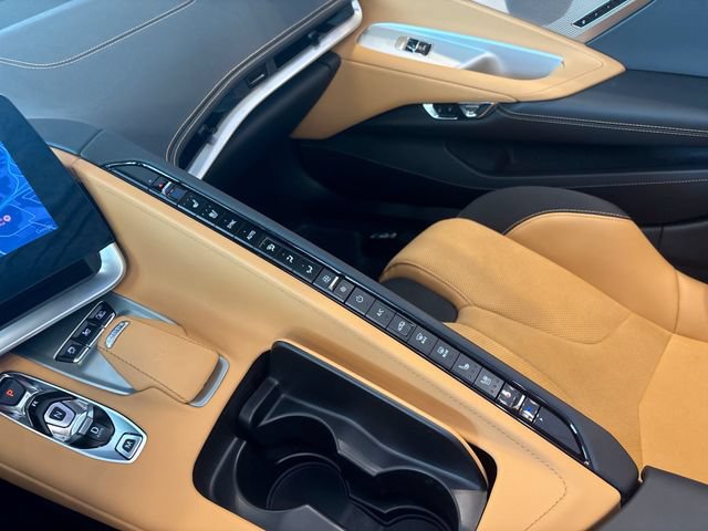 Used 2025 Chevrolet Corvette Z06 RWD image 19