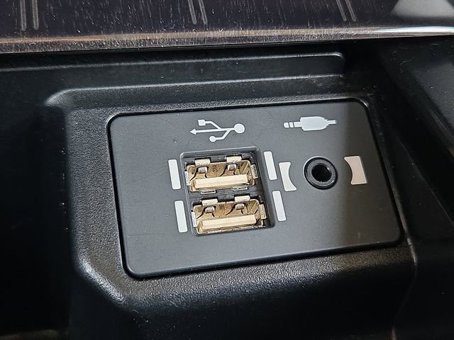 Certified 2023 Lexus GX 460 Premium w/ Accessory Package image 23