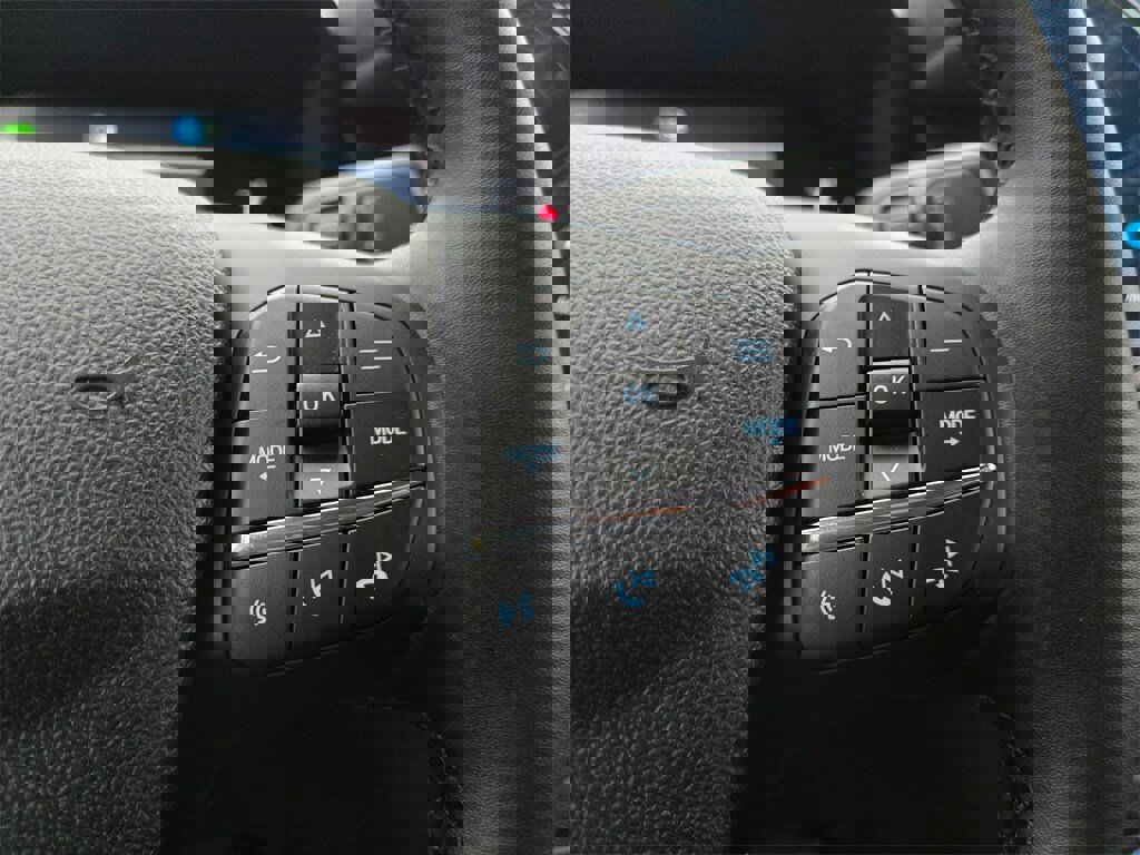 New 2026 Ford Maverick Lariat w/ Black Appearance Package image 18