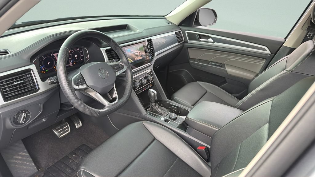 Certified 2023 Volkswagen Atlas SEL R-Line AWD/4WD image 33