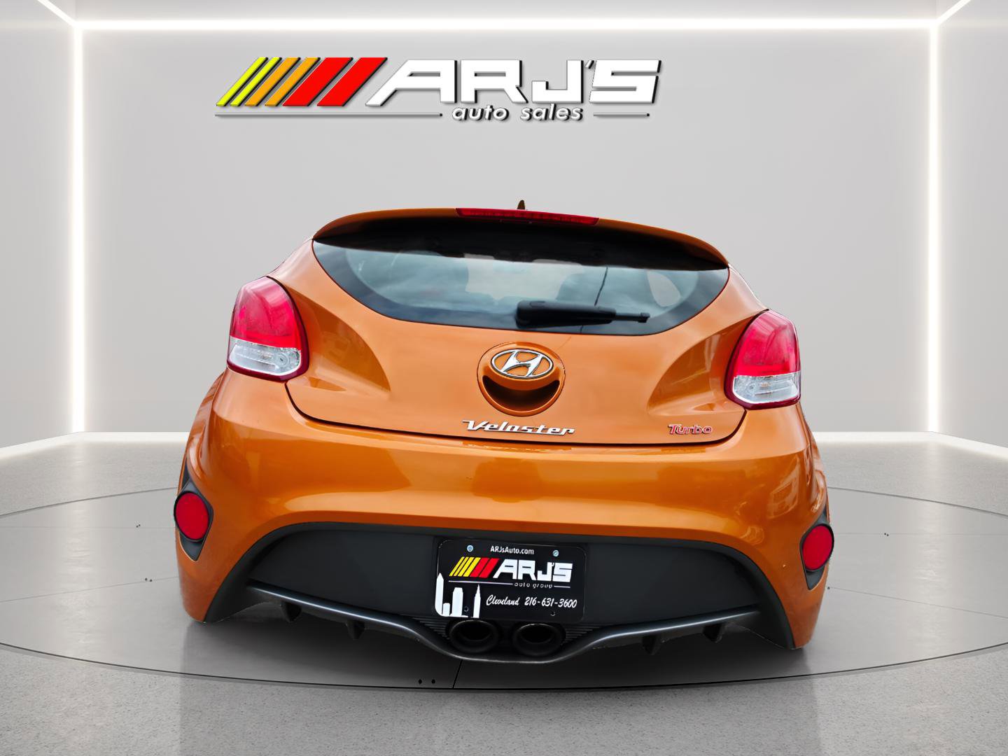 Used 2013 Hyundai Veloster Turbo FWD image 4