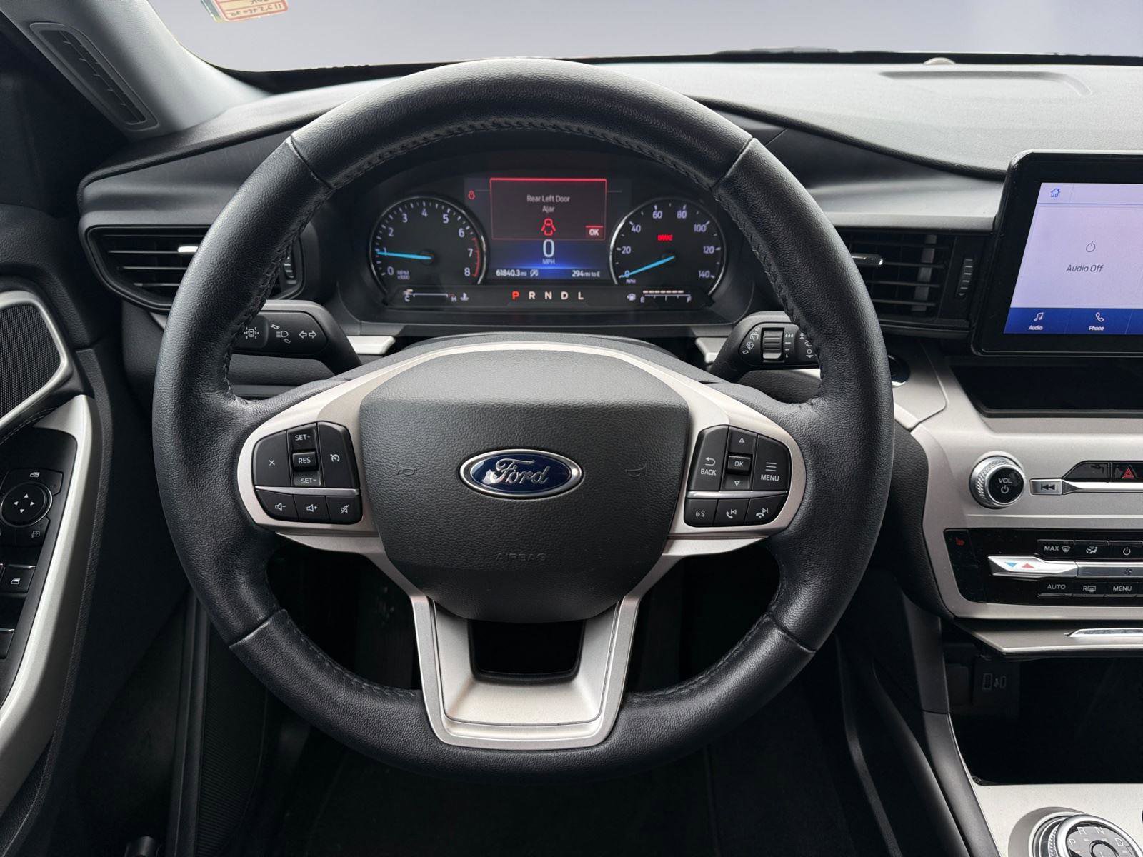 Used 2022 Ford Explorer XLT image 17