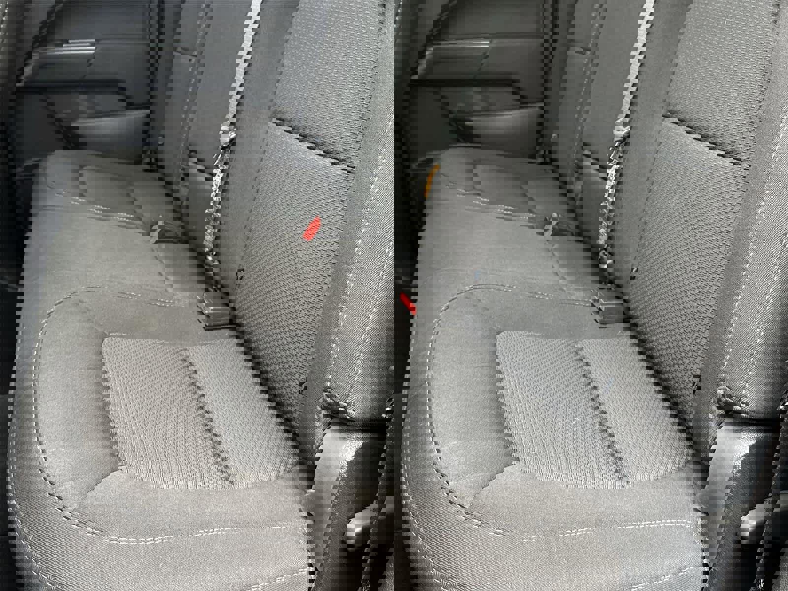 Used 2022 Chevrolet Colorado LT w/ LT Convenience Package image 13