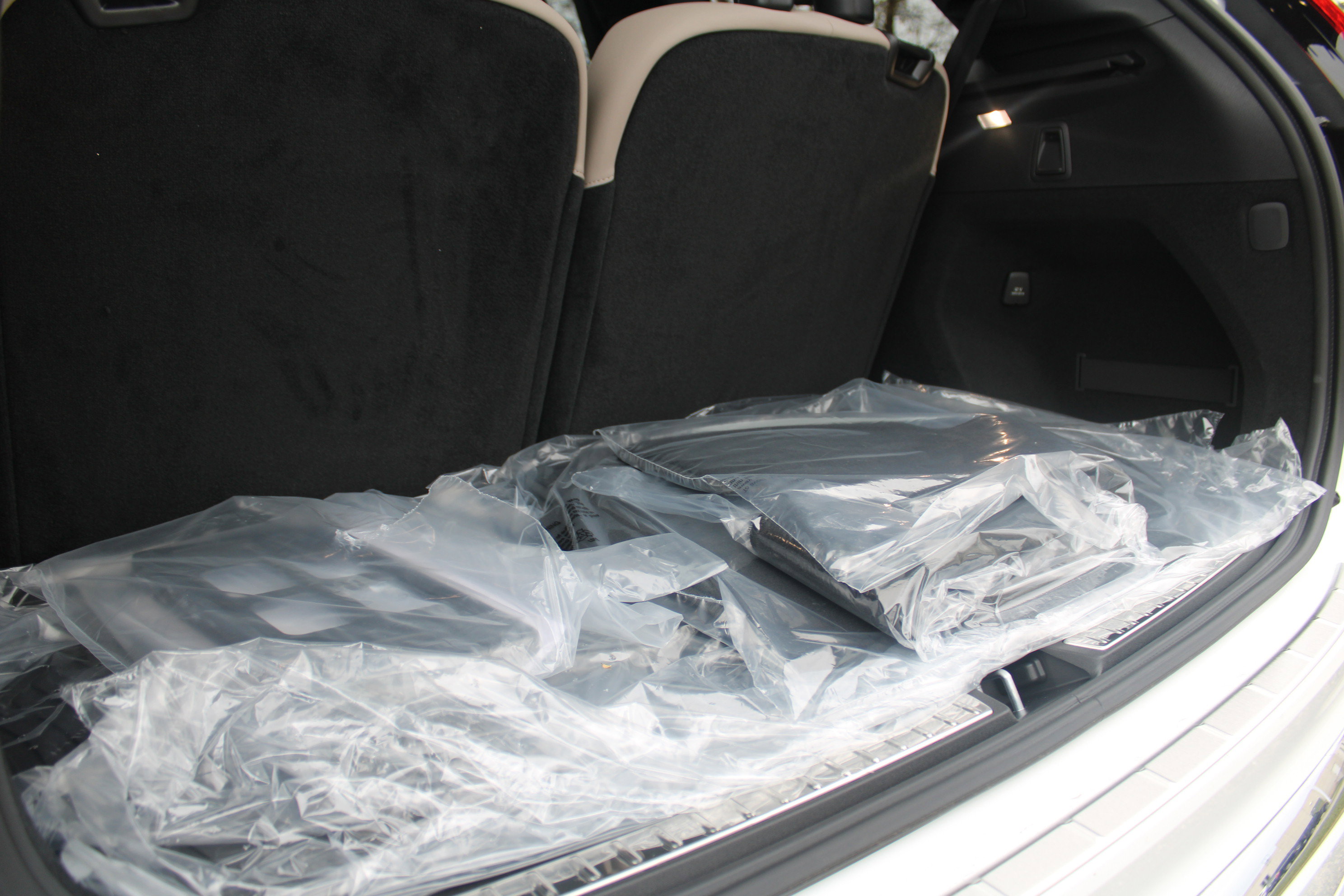 New 2026 Volvo XC90 B6 Plus w/ Protection Package AWD/4WD image 55