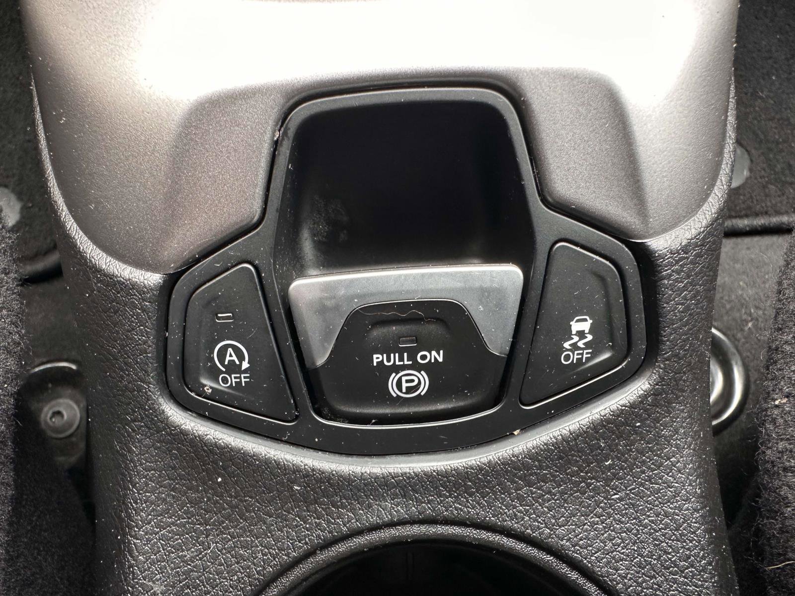 Used 2018 Jeep Compass Sport AWD/4WD image 27