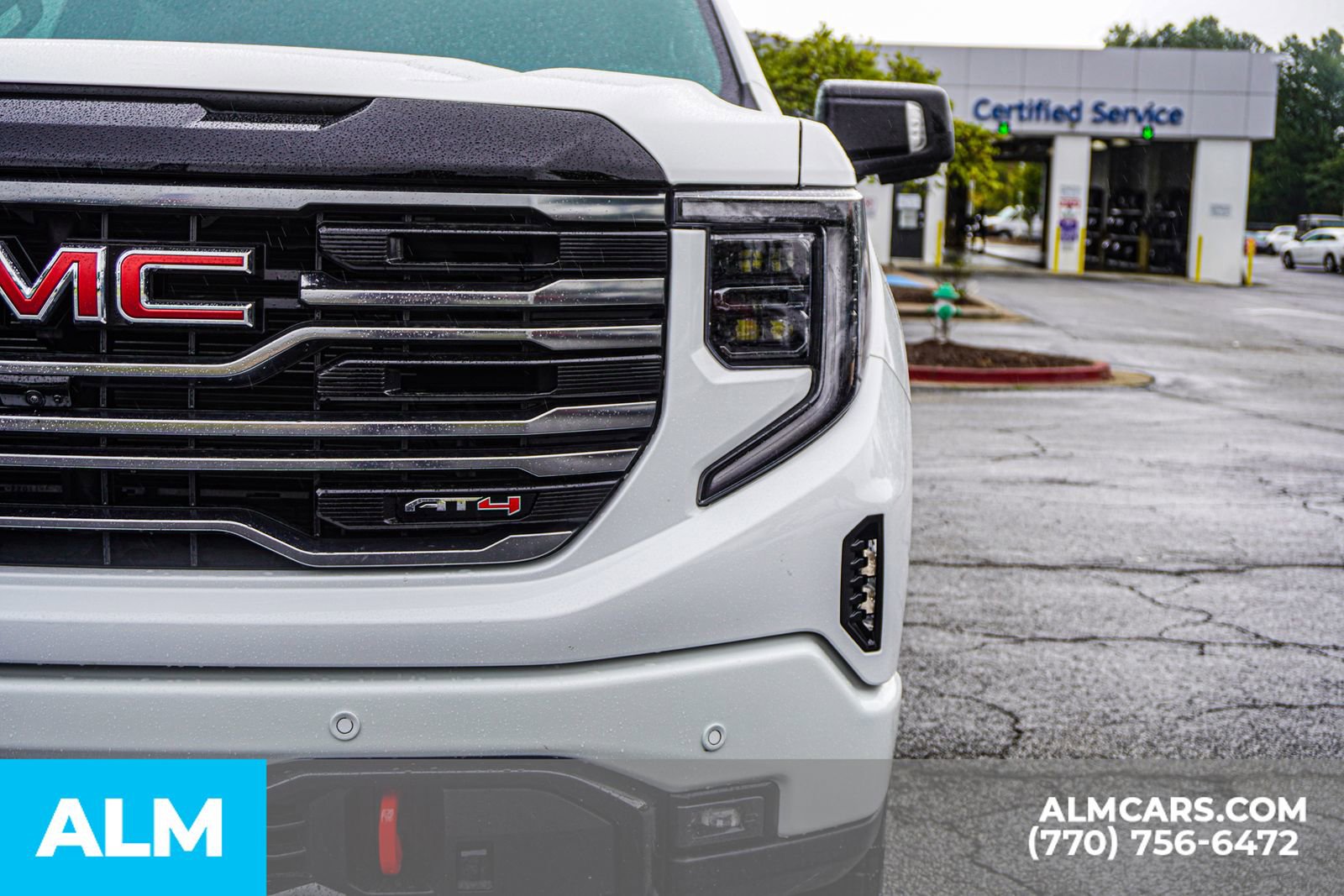 Used 2025 GMC Sierra 1500 AT4 w/ Technology Package image 18