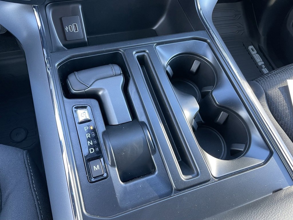 New 2026 Ford F150 XLT w/ Equipment Group 302A MID image 14