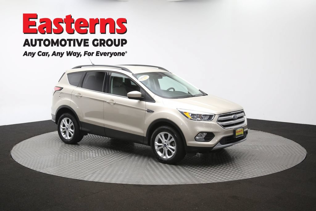 Used 2018 Ford Escape SE w/ SE Sync 3 Package AWD/4WD image 48