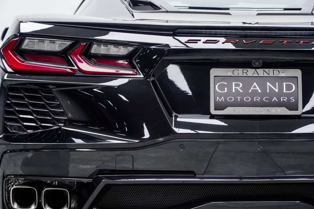 Used 2022 Chevrolet Corvette Stingray Coupe w/ 1LT RWD image 19
