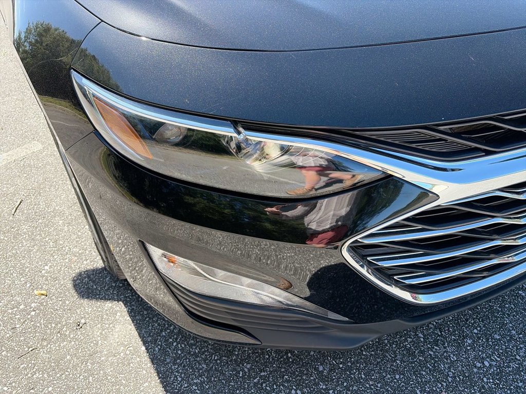 Used 2025 Chevrolet Malibu LT FWD image 7