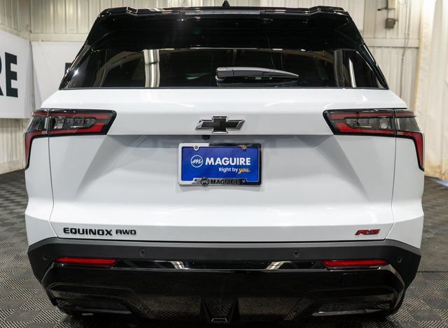 New 2026 Chevrolet Equinox RS w/ Convenience Package III AWD/4WD image 6