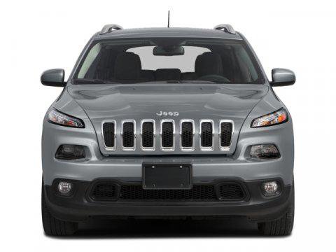 Used 2018 Jeep Cherokee Latitude w/ Altitude Package image 7