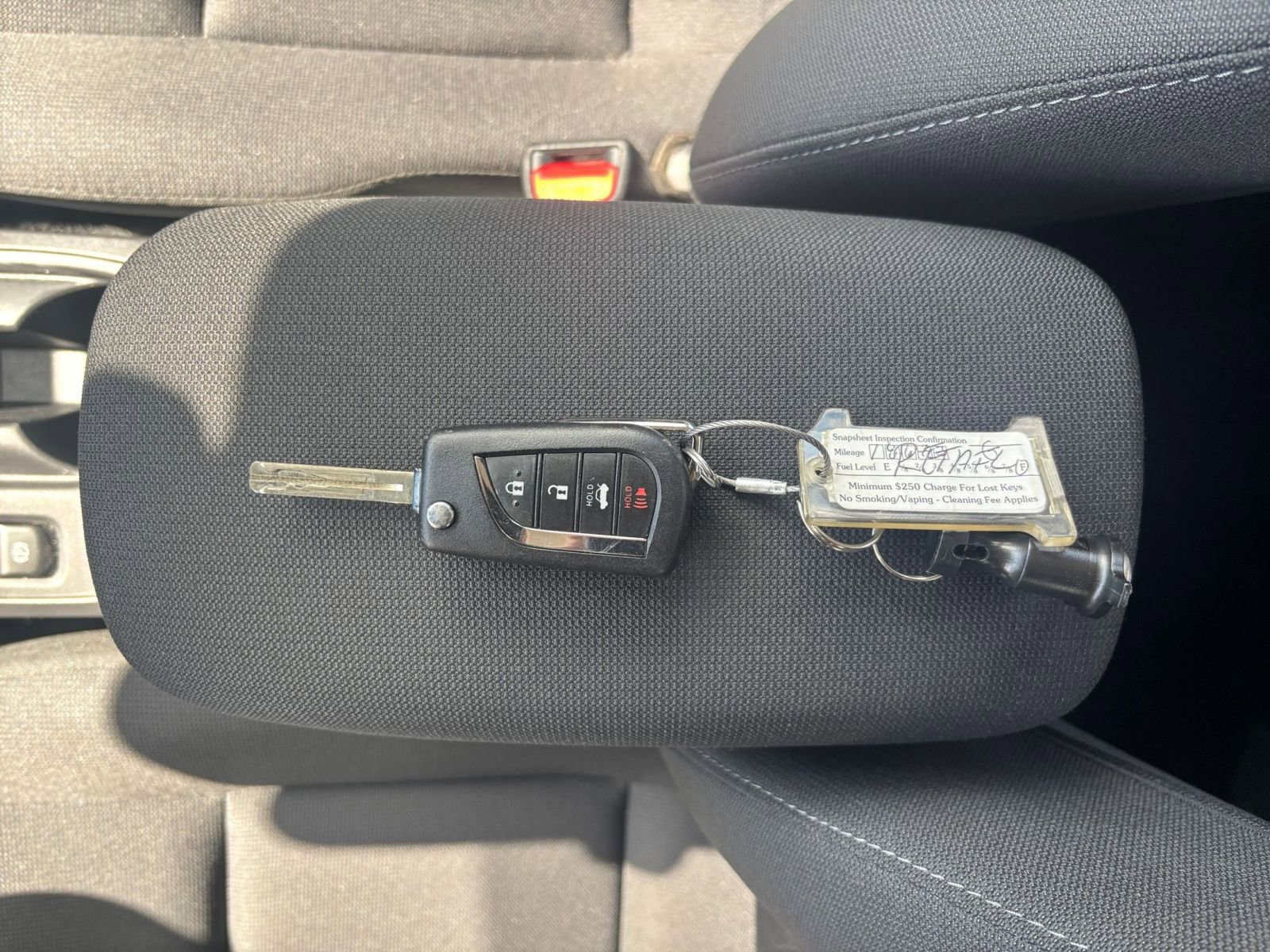 Used 2025 Toyota Corolla LE image 21