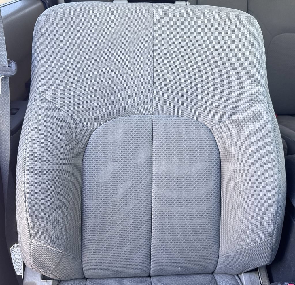 Used 2004 Mitsubishi Endeavor LS AWD/4WD image 40