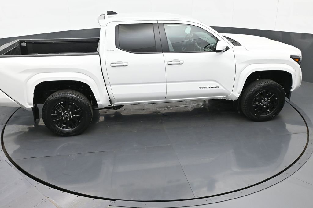 Used 2024 Toyota Tacoma SR5 image 31