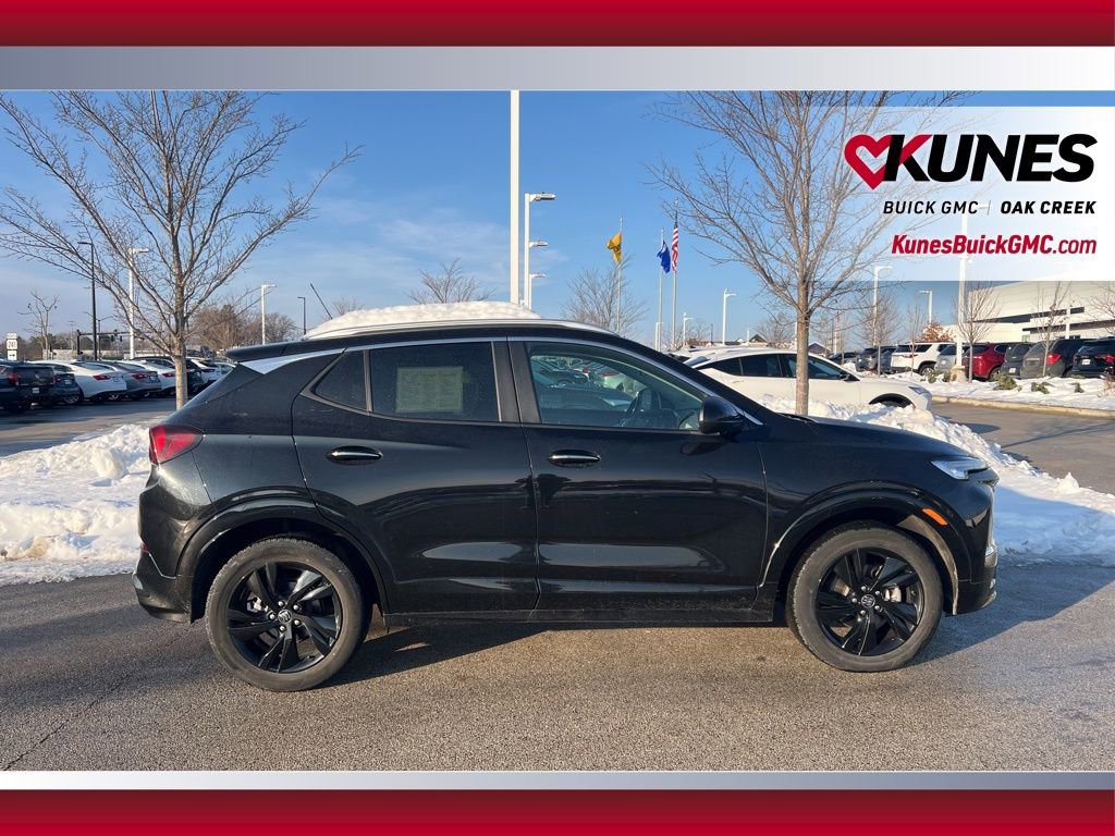 Used 2024 Buick Encore GX Sport Touring image 4