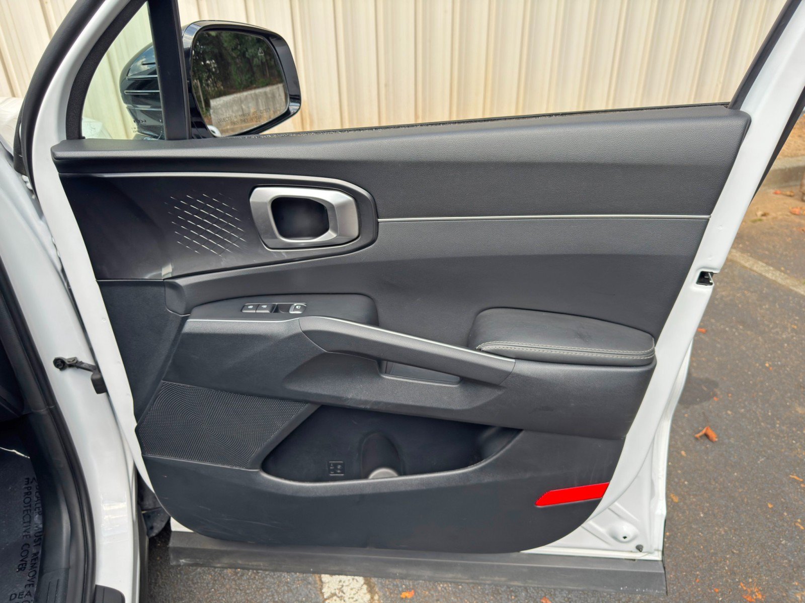 Used 2022 Kia Sorento S FWD image 41
