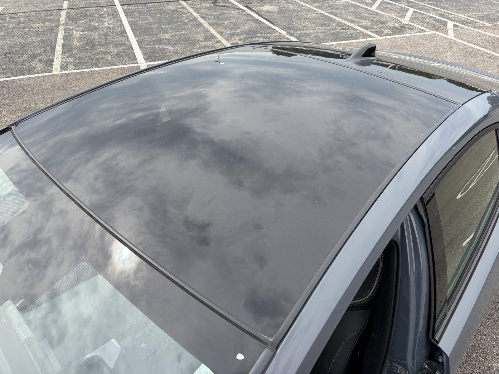 Used 2024 Toyota Prius XLE AWD/4WD image 30