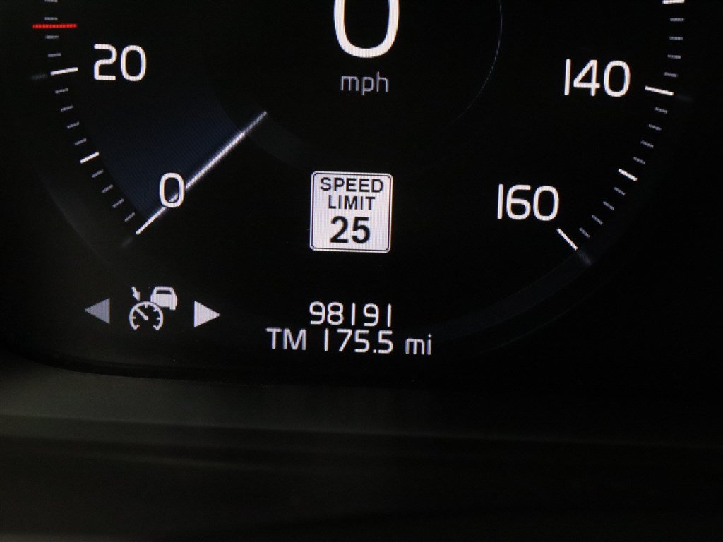 Used 2019 Volvo XC90 T6 Momentum w/ Advanced Package AWD/4WD image 35