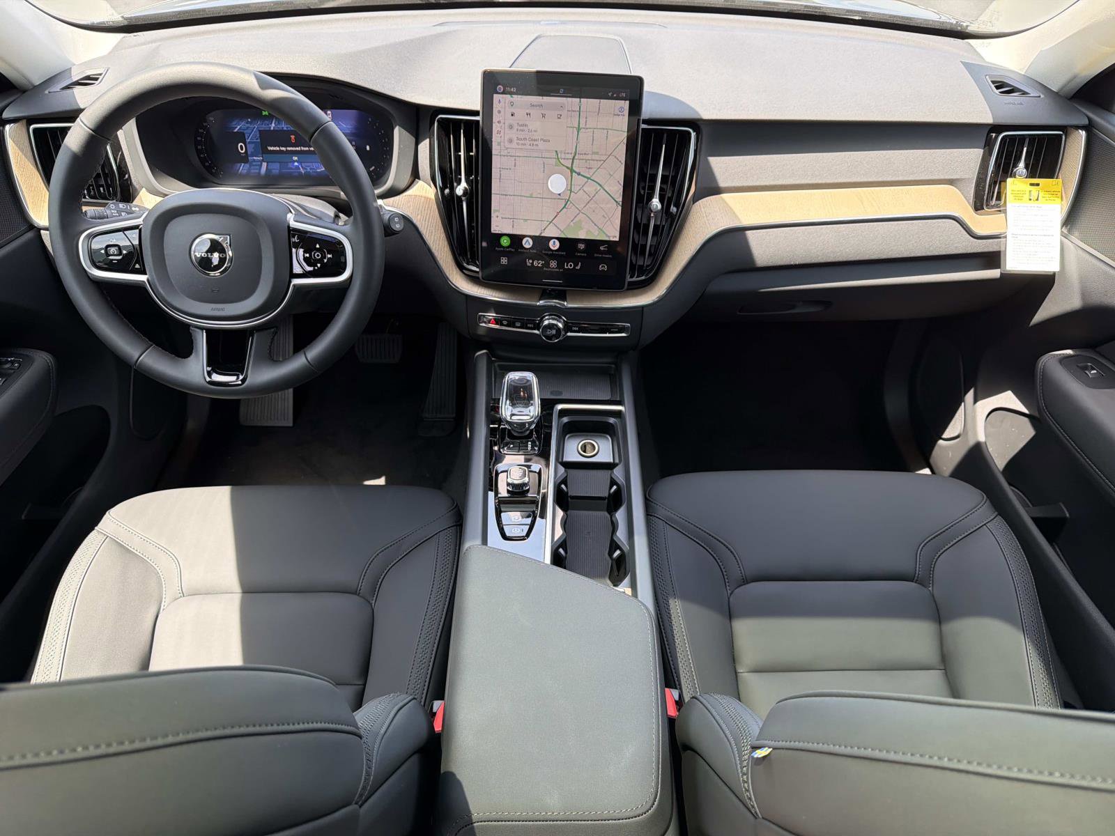 New 2026 Volvo XC60 B5 Plus w/ Climate Package AWD/4WD image 7