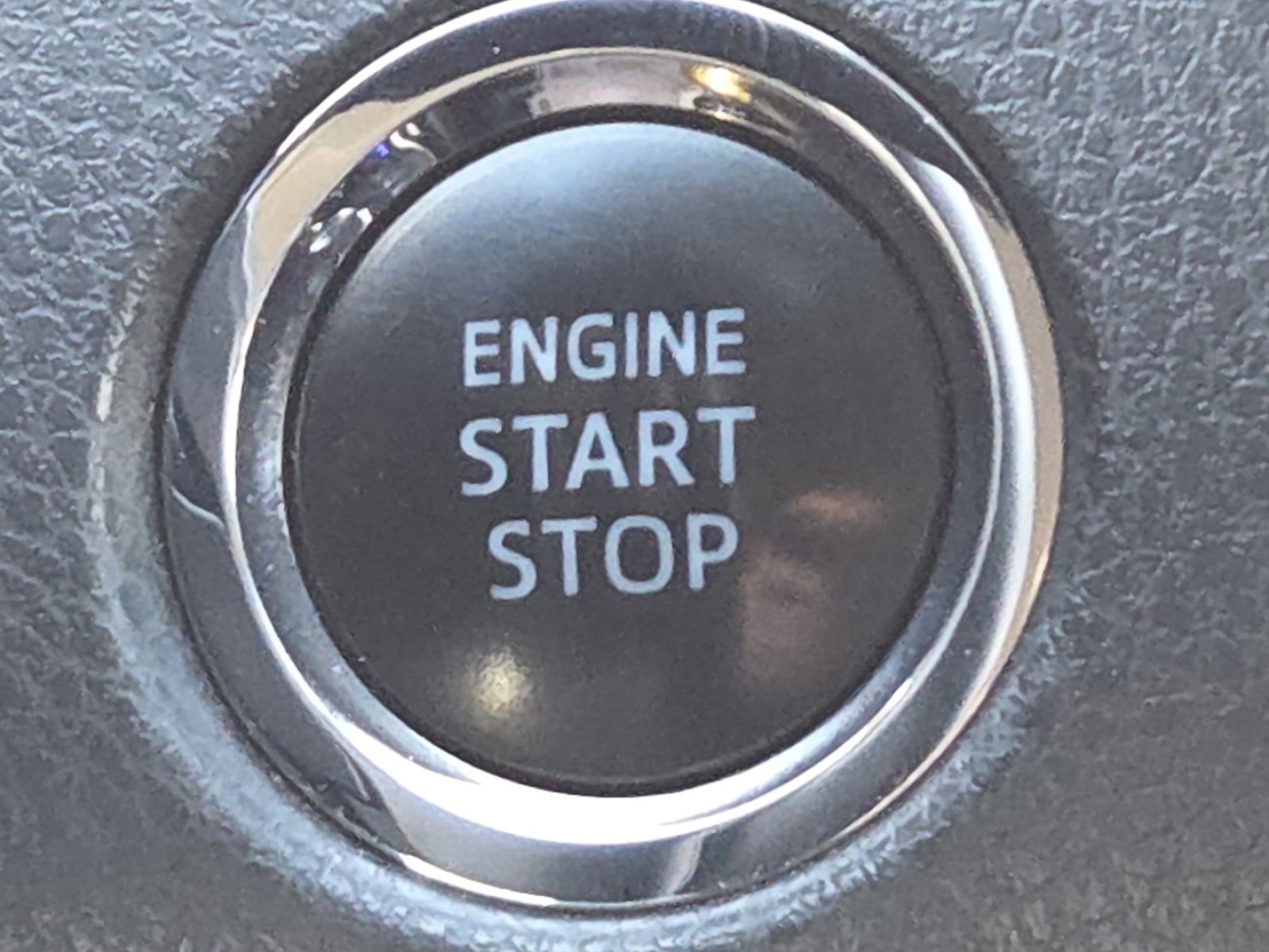 Used 2018 Toyota Camry XSE image 35