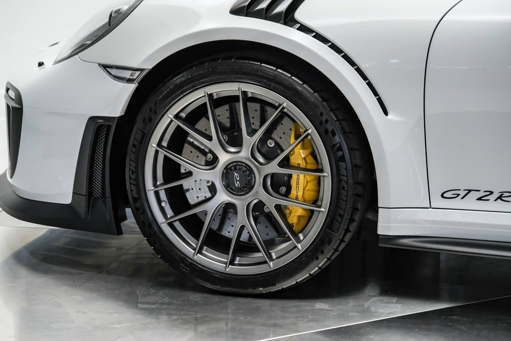 Used 2018 Porsche 911 GT2 RS RWD image 57