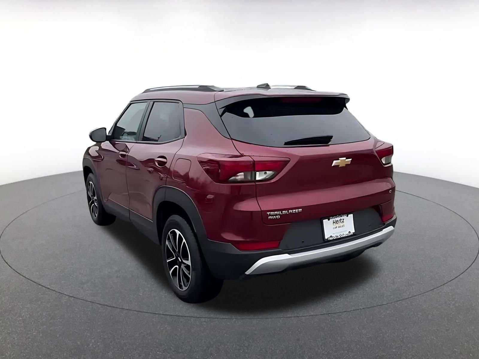 Used 2025 Chevrolet TrailBlazer LT w/ Driver Confidence Package image 10