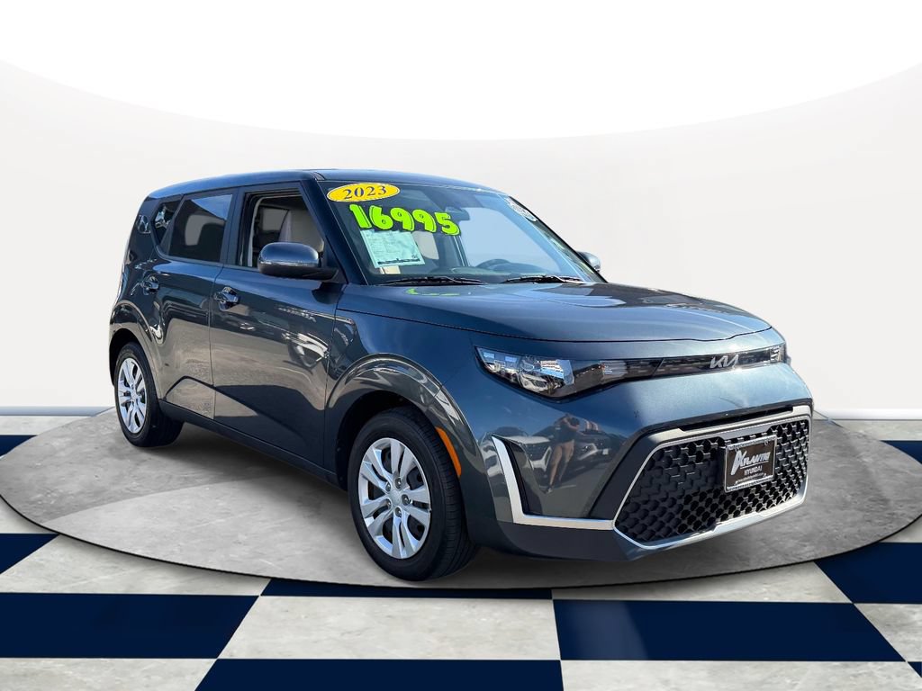 Used 2023 Kia Soul LX