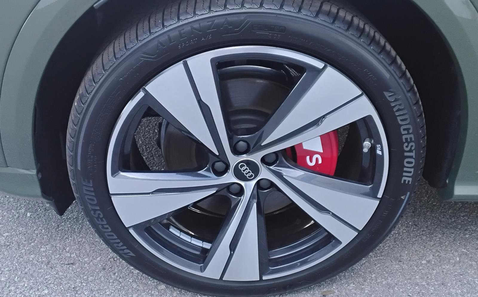 New 2025 Audi SQ5 Premium Plus image 12