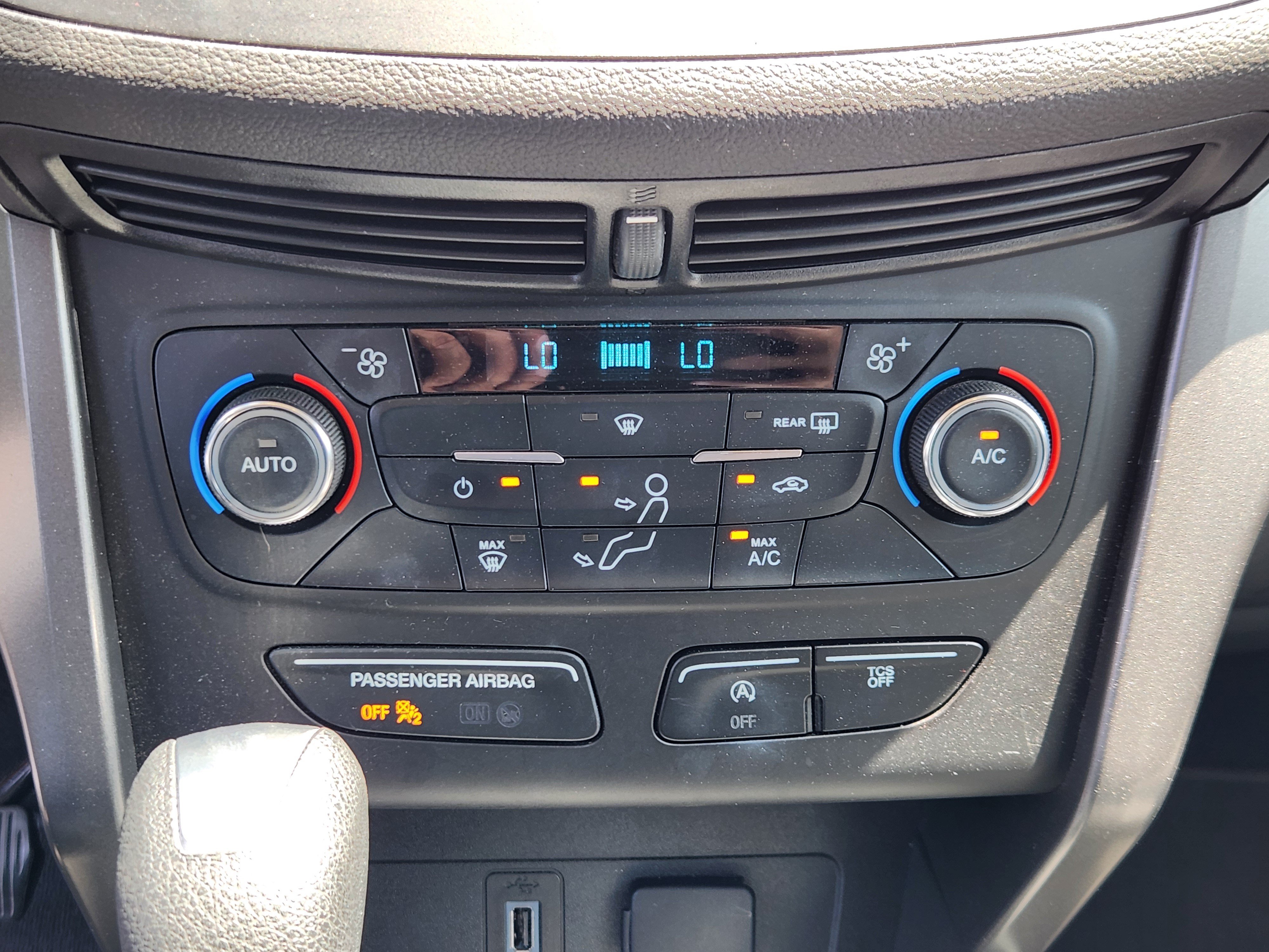 Used 2017 Ford Escape SE FWD image 21