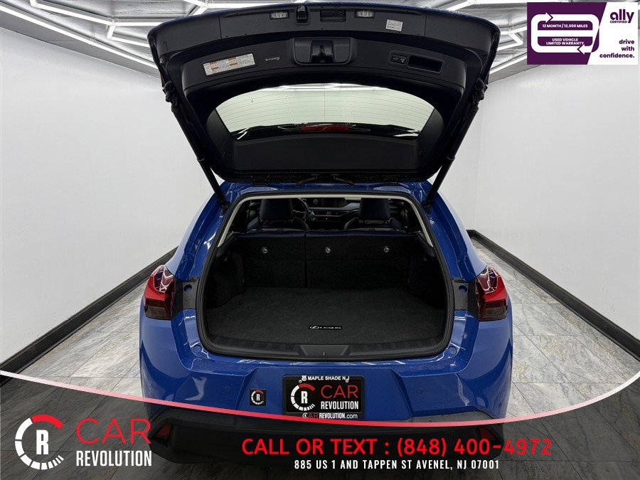 Used 2022 Lexus UX 250h w/ Premium Package AWD/4WD image 6