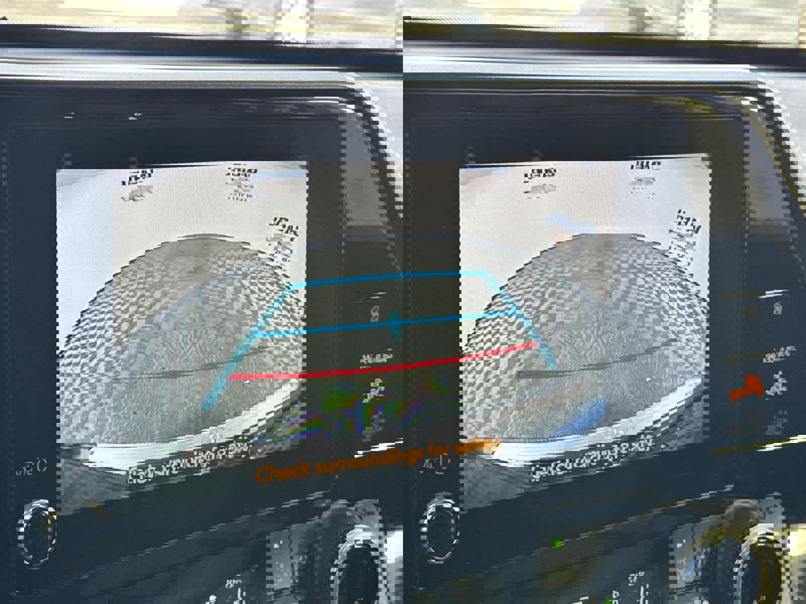 Used 2023 Toyota Highlander XLE image 19