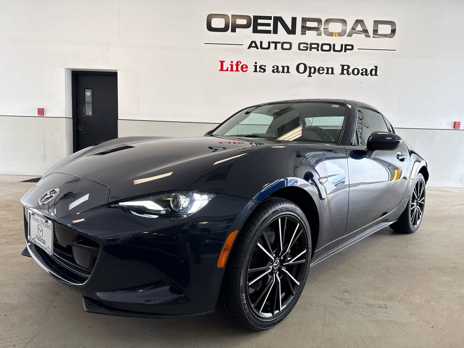 Certified 2025 MAZDA MX-5 Miata RF Grand Touring image 2