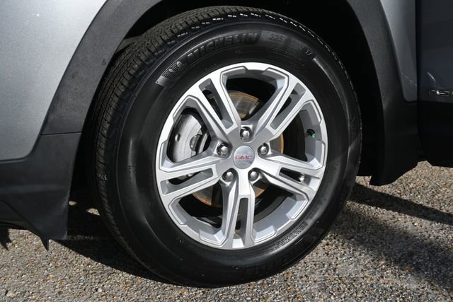 Used 2023 GMC Terrain SLE w/ Driver Convenience Package image 26