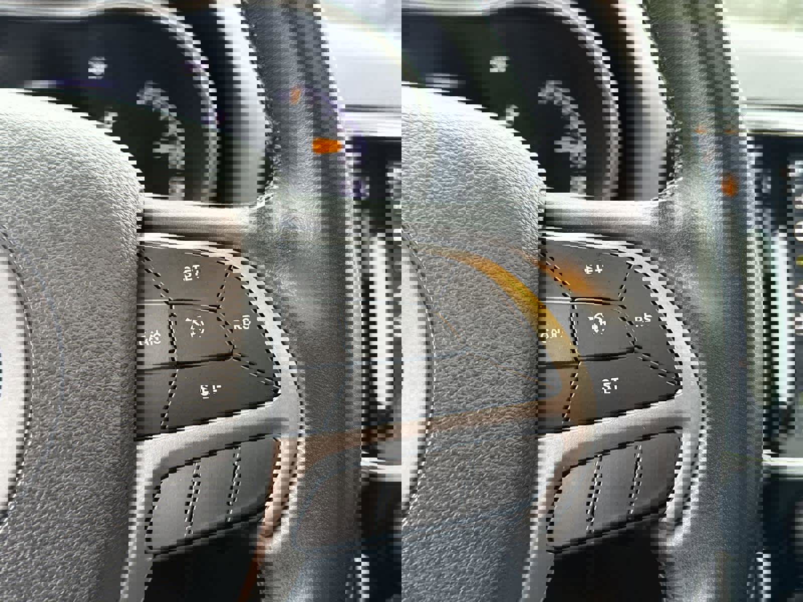 Used 2020 Jeep Grand Cherokee Altitude image 21