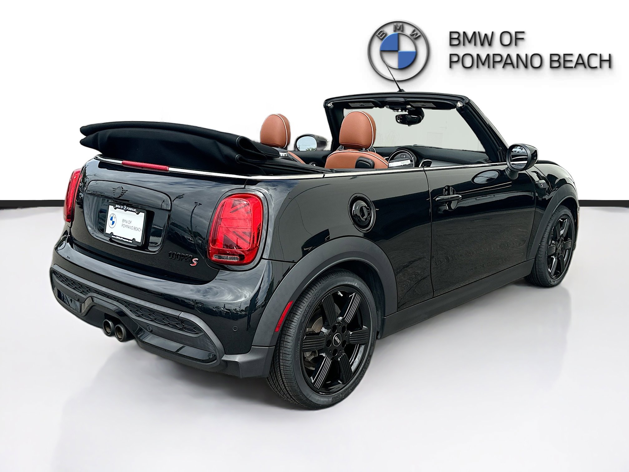 Used 2023 MINI Cooper S image 7