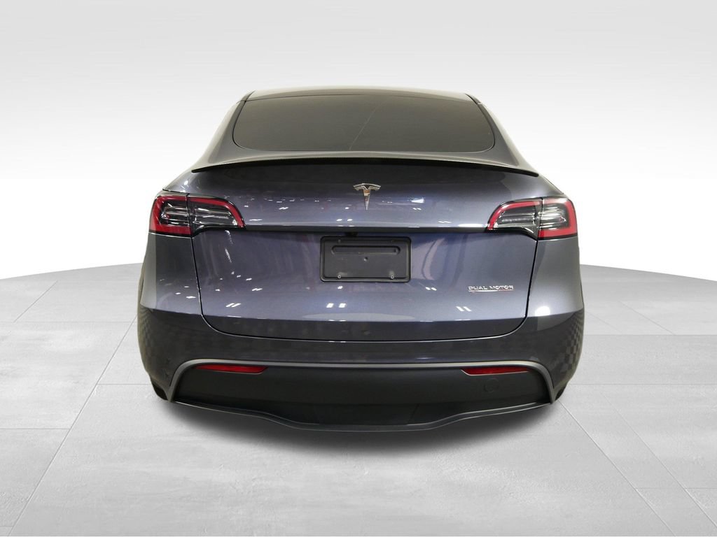 Used 2023 Tesla Model Y Performance AWD/4WD image 9