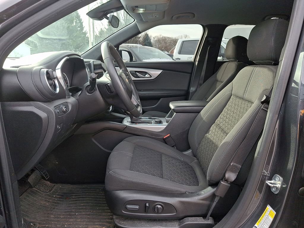 Used 2021 Chevrolet Blazer LT w/ LPO, Black Accent Package image 10