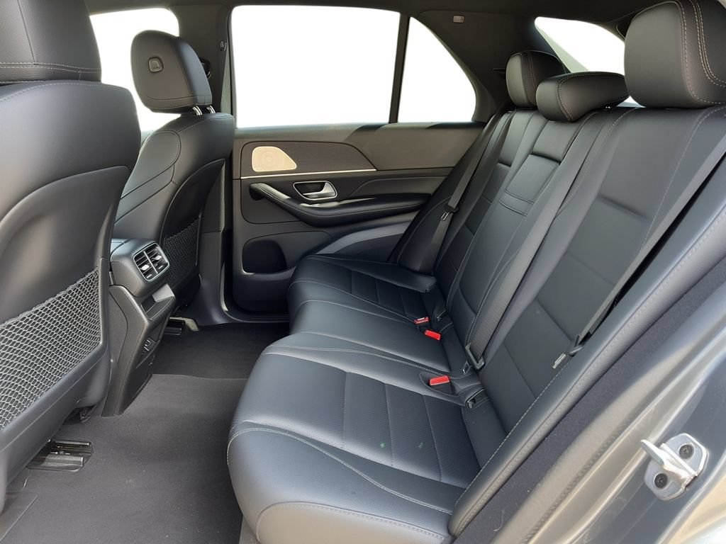 Used 2022 Mercedes-Benz GLE 350 4MATIC w/ Premium Package image 7