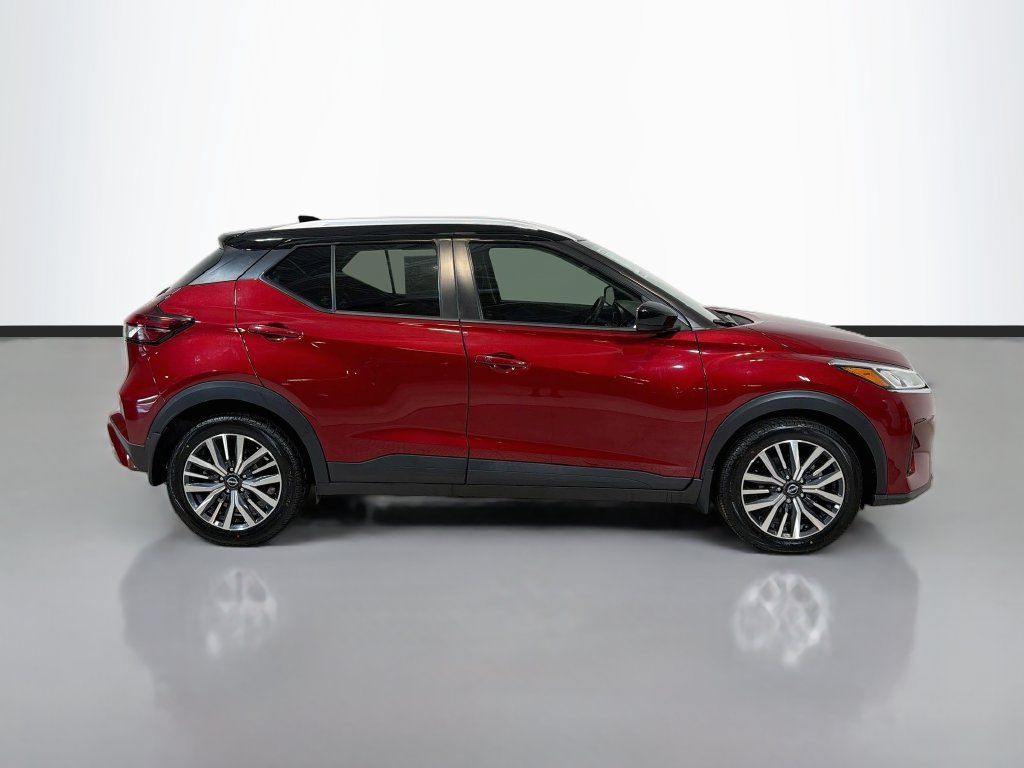 Used 2023 Nissan Kicks SV FWD image 10