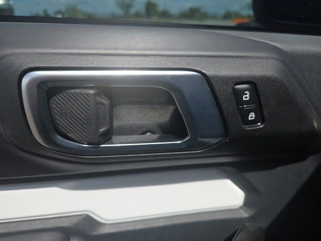 Used 2025 Ford Bronco Stroppe Edition AWD/4WD image 12