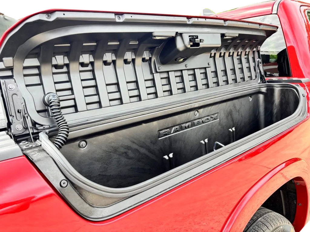 New 2027 RAM 1500 Limited AWD/4WD image 16