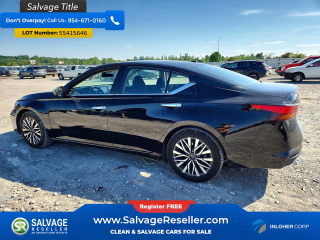 Used 2024 Nissan Altima 2.5 SV FWD image 3