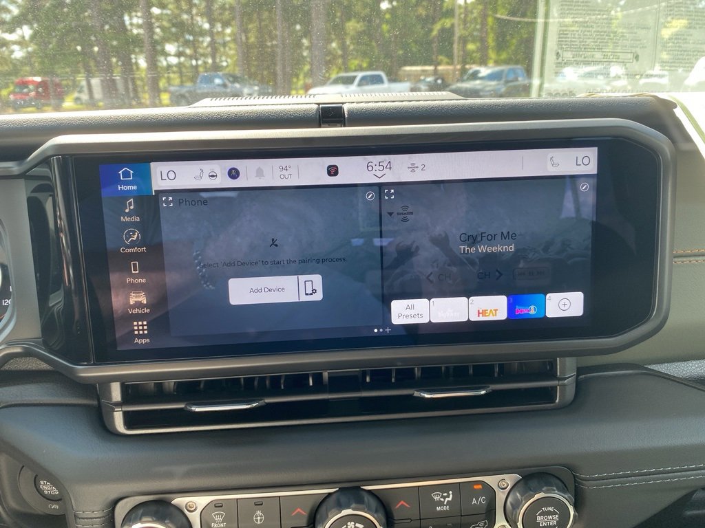 New 2025 Jeep Gladiator Mojave w/ Convenience Group image 30