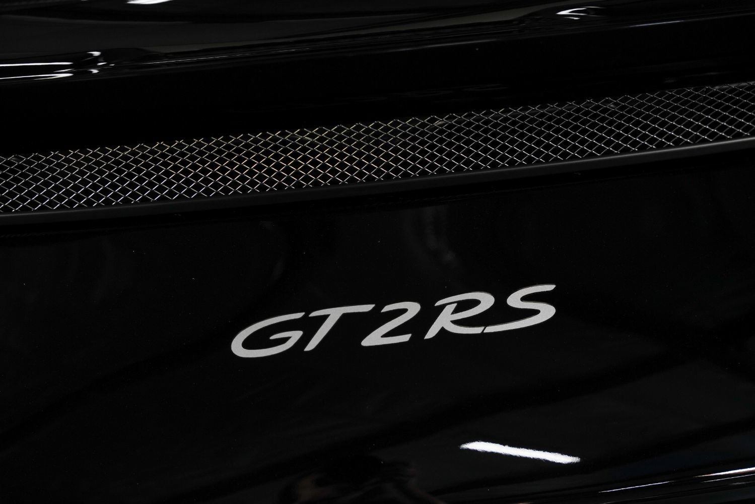 Used 2019 Porsche 911 GT2 RS RWD image 25